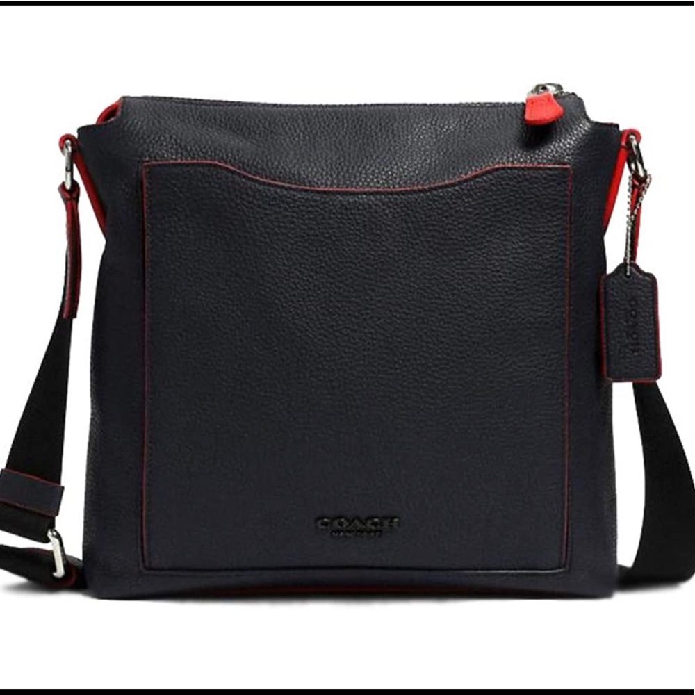 Men's Beckett Pocket Crossbody Messenger style bag